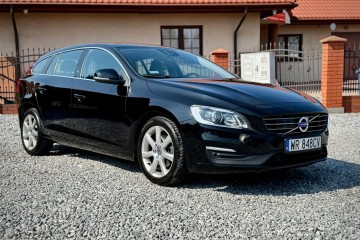 D3 150KM Navi PDC BLIS Acc Lane Assist skóry climatronic