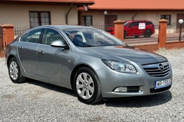 1.4T 140KM manual nawigacja skóry PDC Bi-XENON AFL Fotele AGR FULL