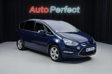 2.0 Benzyna FF 145KM Lift 7 foteli Titanium PDC biXenon Led Convers +